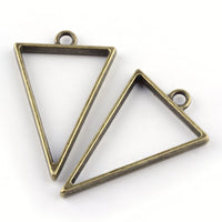 10 Pieces - Open Back Alloy Bezel Pendant - Antique Bronze Color - Triangle Shape - For Resin Jewelry - Wholesale Jewelry Supplies