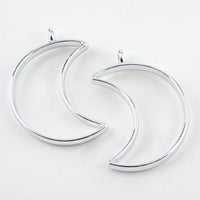 5 Pieces - Open Back Alloy Bezel Pendant - Platinum - Moon Shape - For Resin Jewelry - Wholesale Jewelry Supplies - Luna & Grace